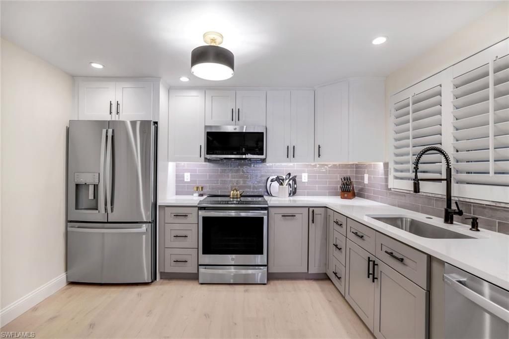 4150 Crayton Rd, Unit B2, Naples, FL 34103 Photo