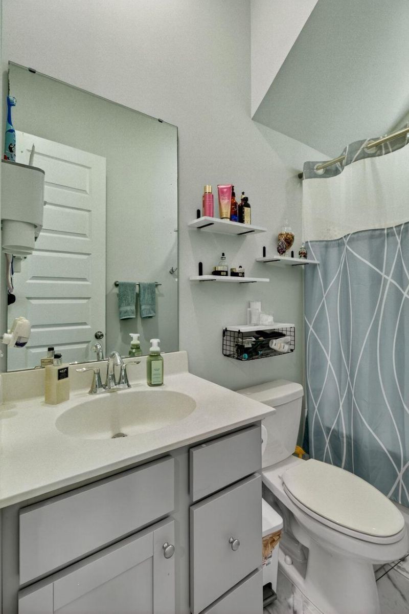 466 Woodgate Way Photo 26