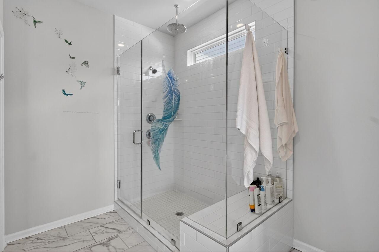 466 Woodgate Way Photo 33