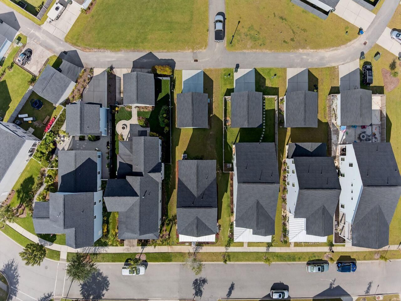 466 Woodgate Way Photo 47