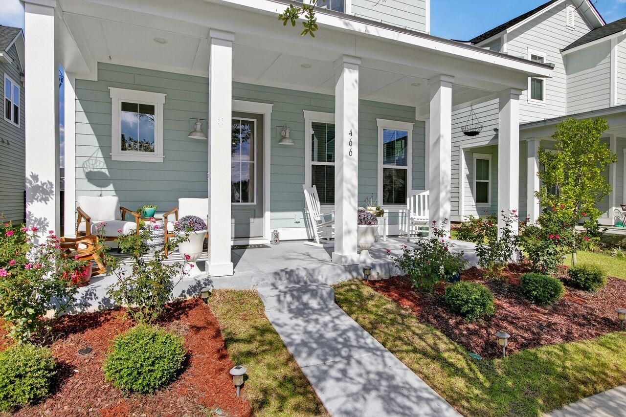 466 Woodgate Way Photo 7