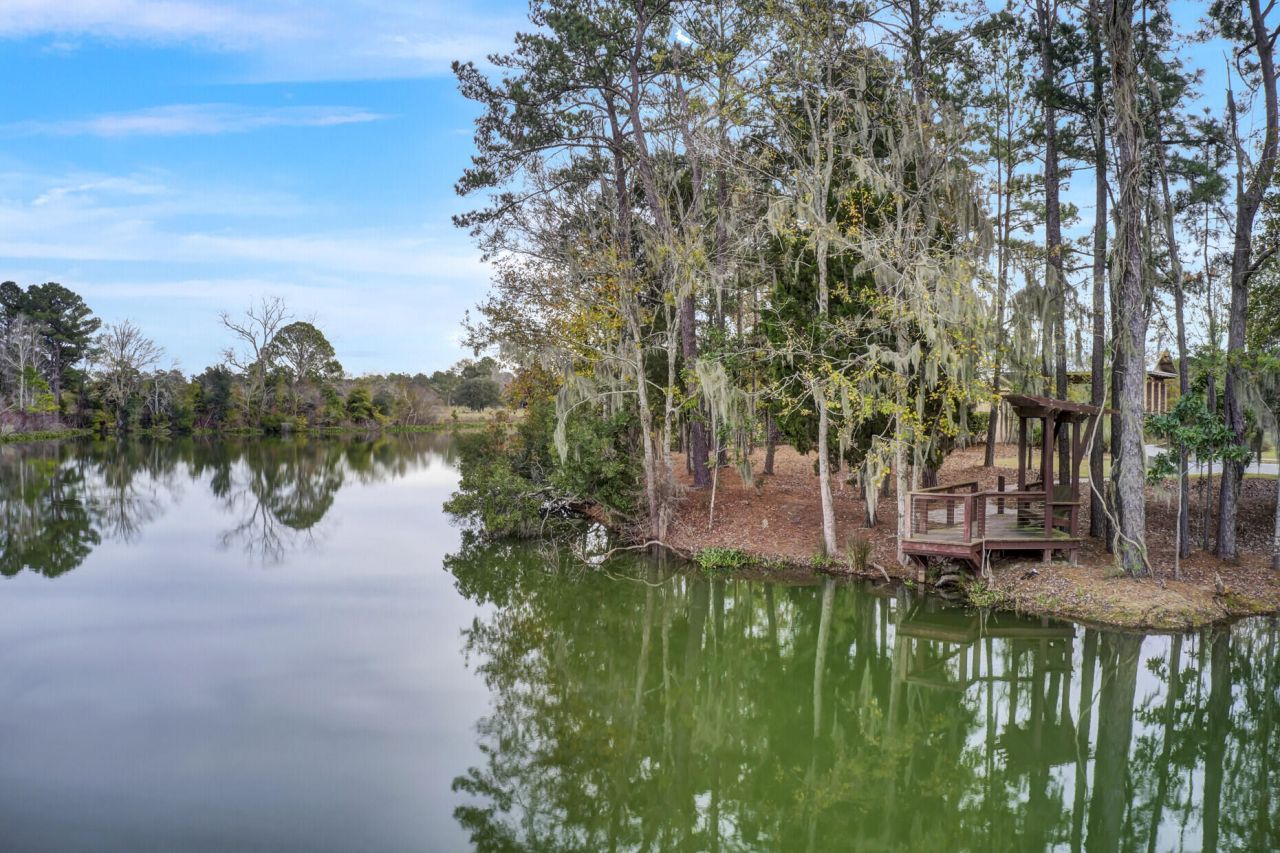 466 Woodgate Way Photo 72