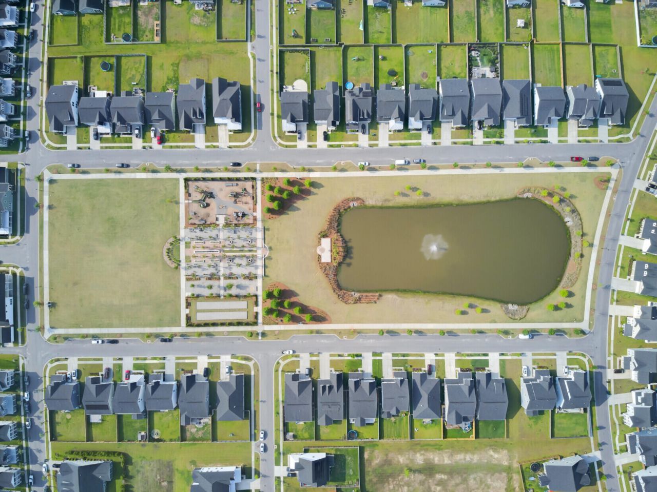 466 Woodgate Way Photo 94