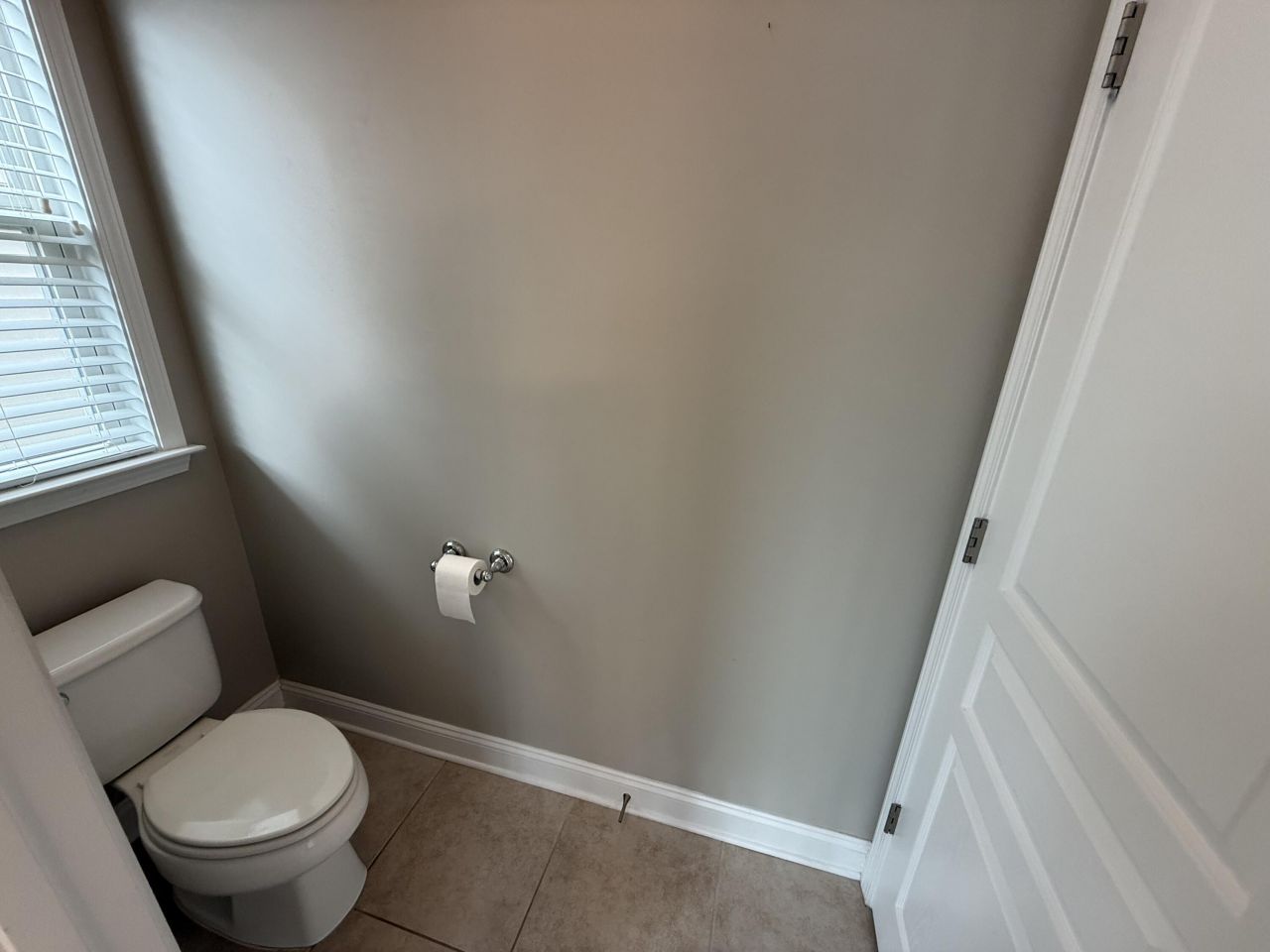 1572 Pixley Street Photo 35