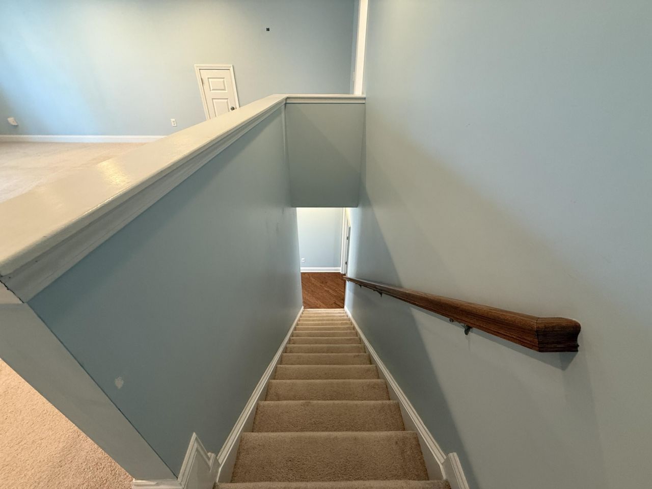 1572 Pixley Street Photo 38