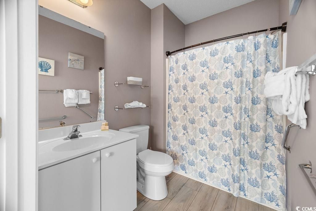 5750 Oyster Catcher Dr. Photo 8