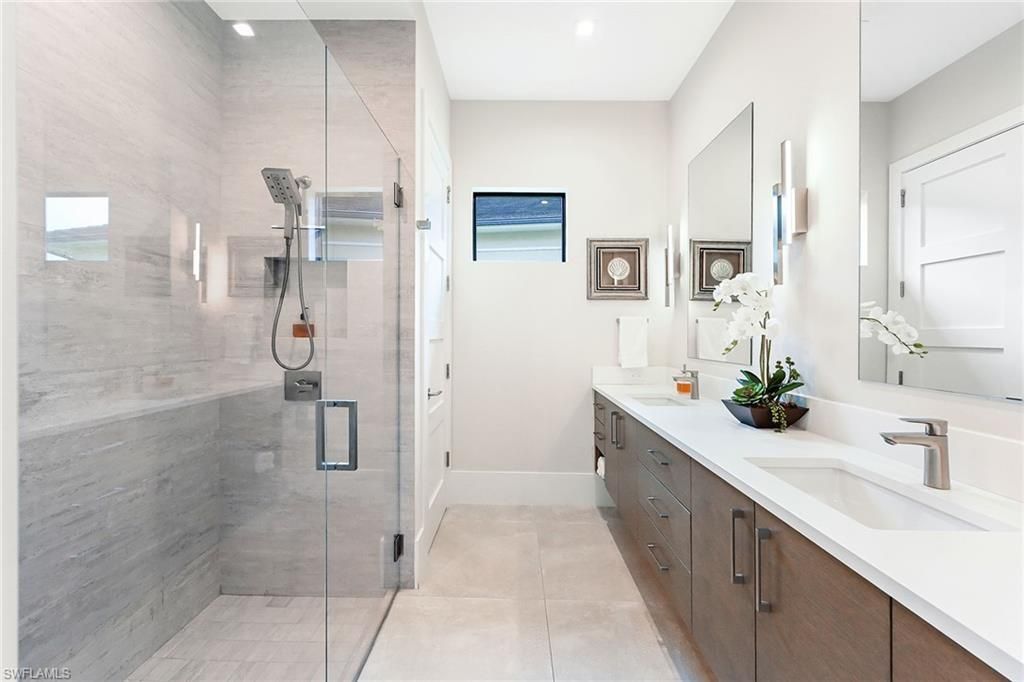 4646 Crayton Rd, Naples, FL 34103 Photo