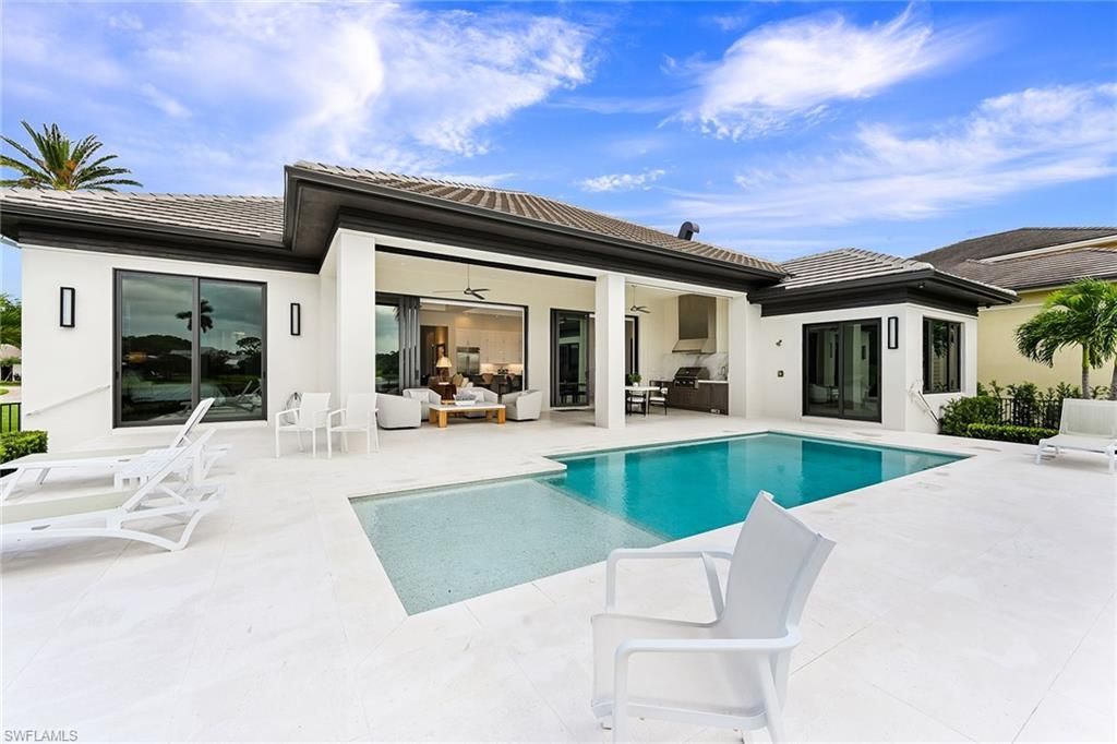 4646 Crayton Rd, Naples, FL 34103 Photo