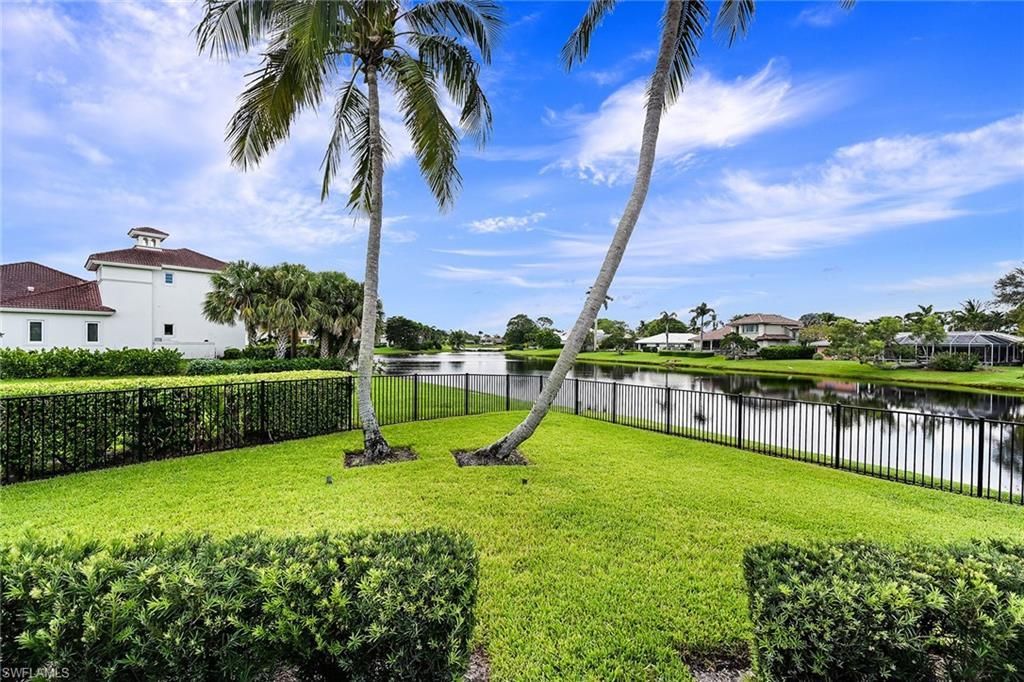 4646 Crayton Rd, Naples, FL 34103 Photo