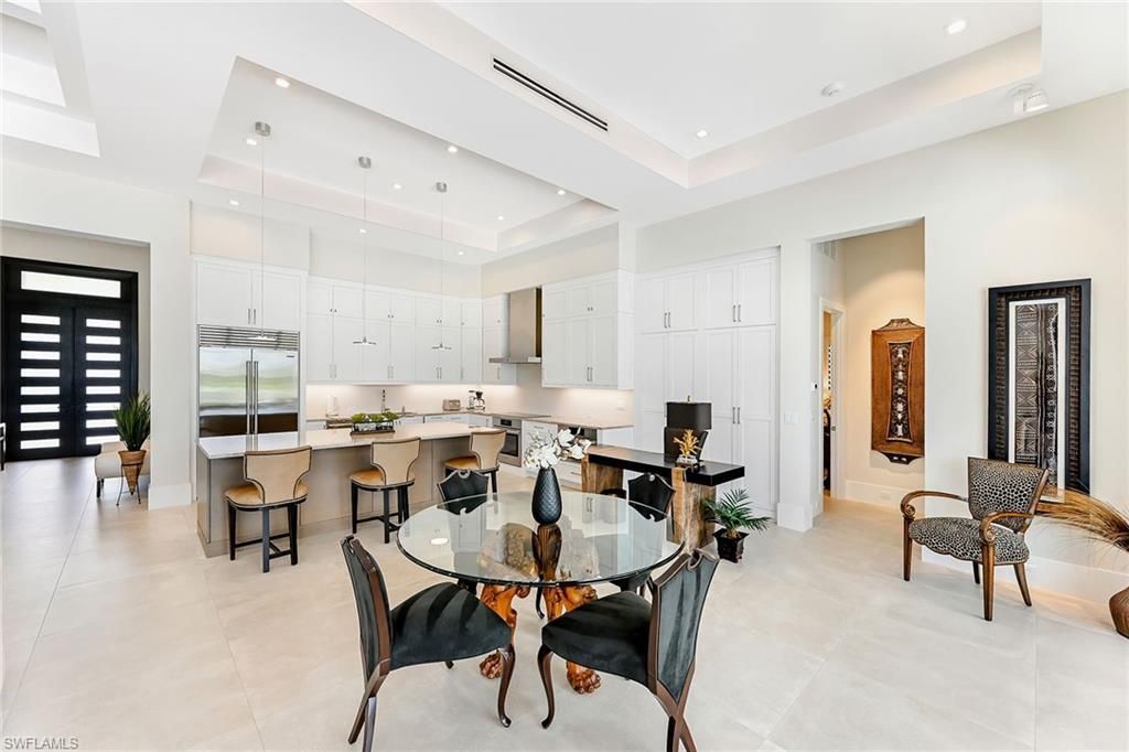 4646 Crayton Rd, Naples, FL 34103 Photo