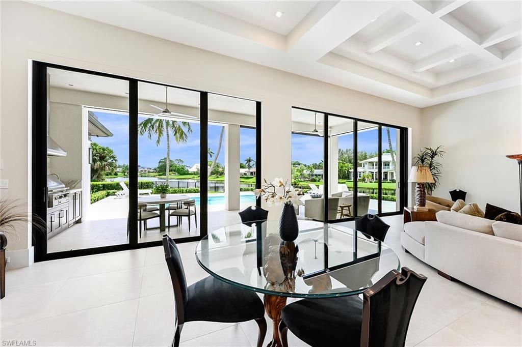 4646 Crayton Rd, Naples, FL 34103 Photo