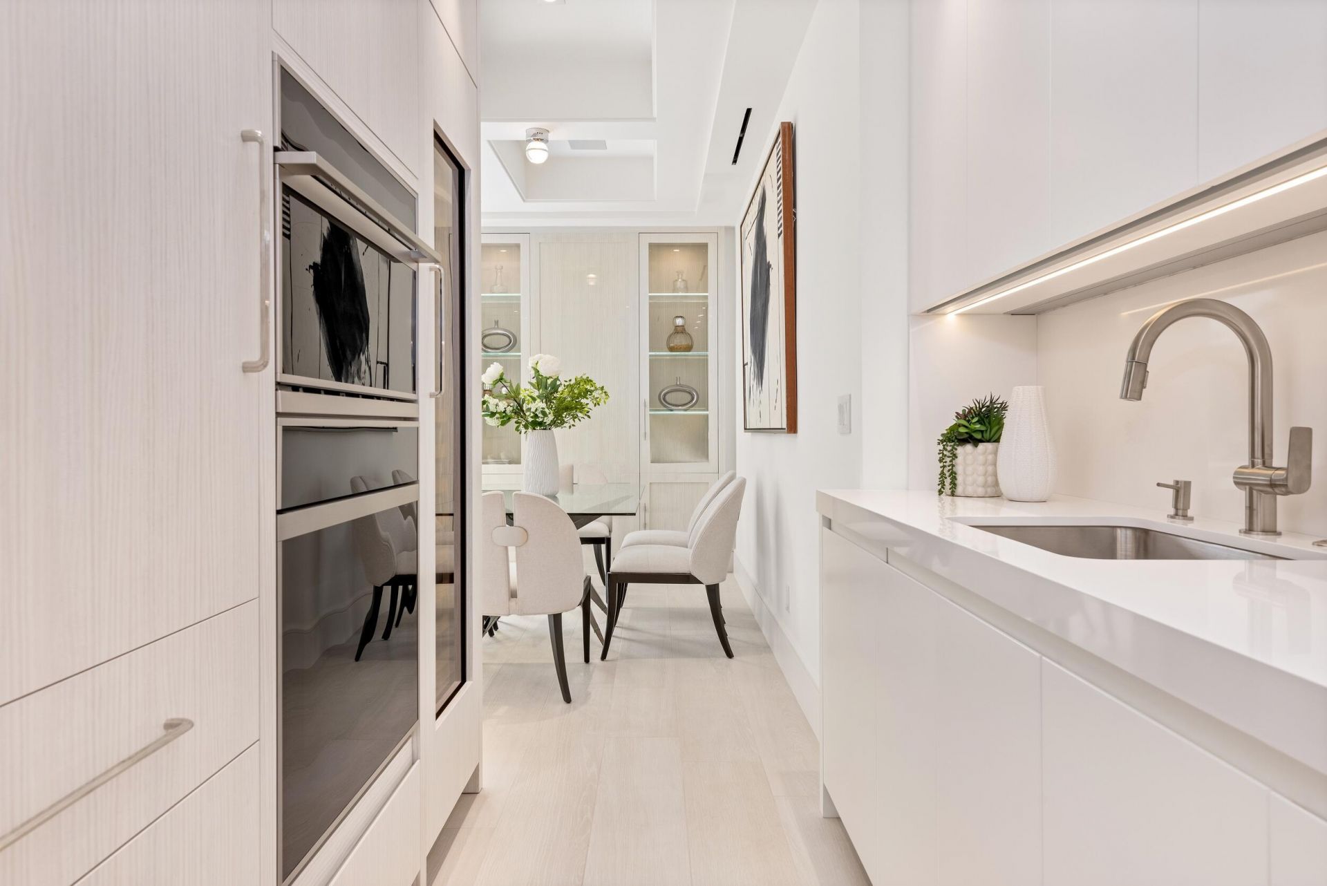 150 Bradley Place, Unit 112, Palm Beach, FL 33480 Photo