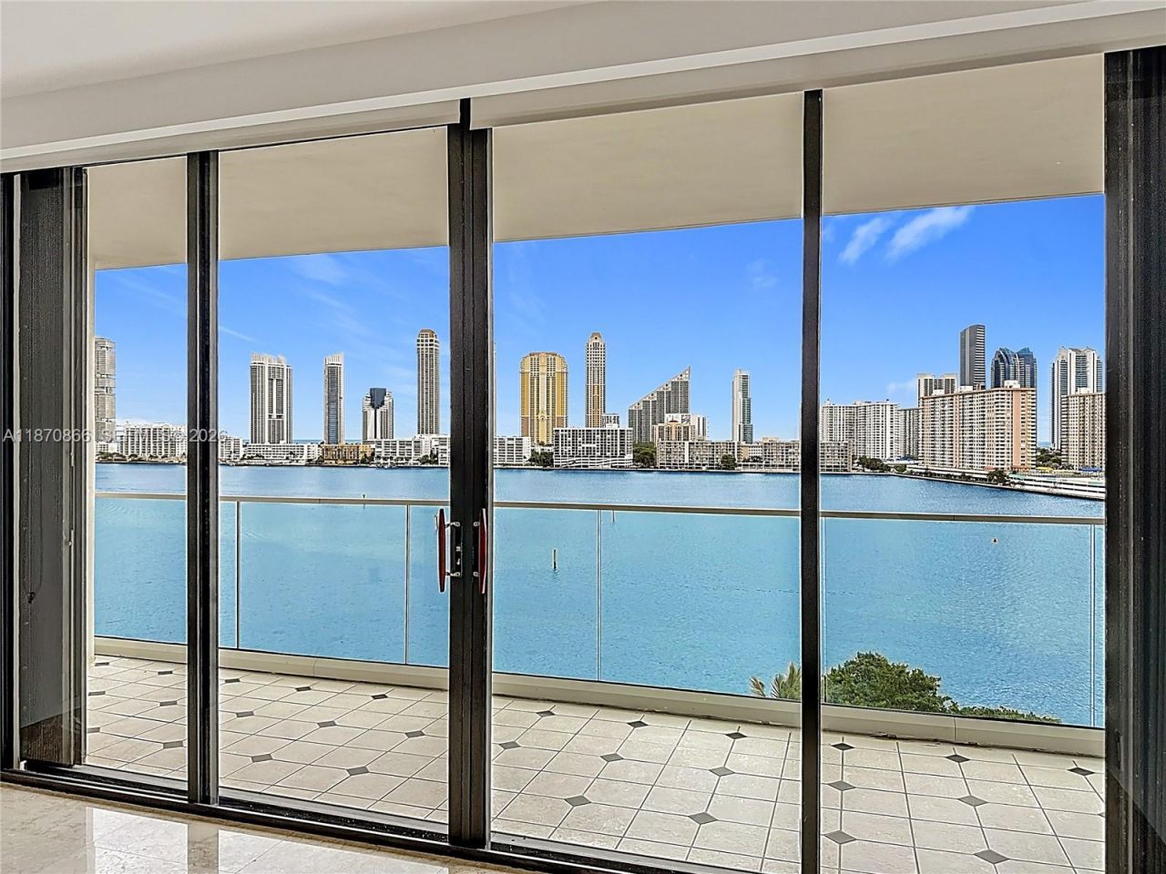 2800 Island Blvd, Unit 902, Aventura, FL 33160 Photo