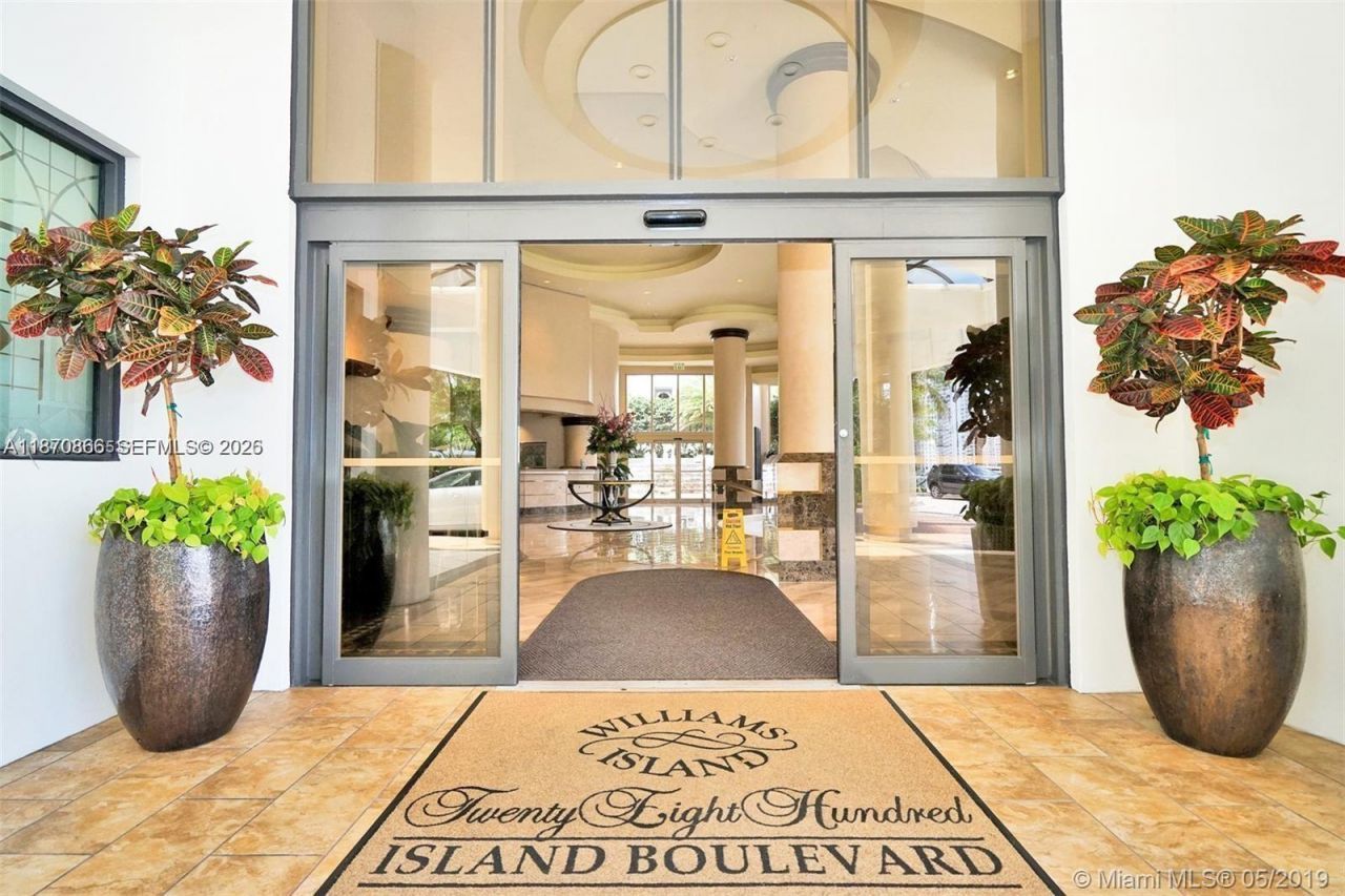 2800 Island Blvd, Unit 902, Aventura, FL 33160 Photo