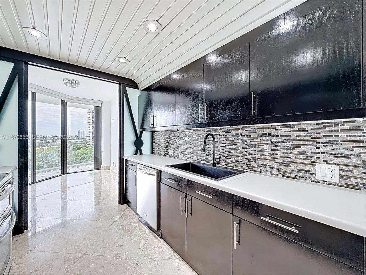 2800 Island Blvd, Unit 902, Aventura, FL 33160 Photo