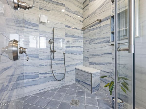 123 Georgetown Road, Unit 19, Duck, NC 27949