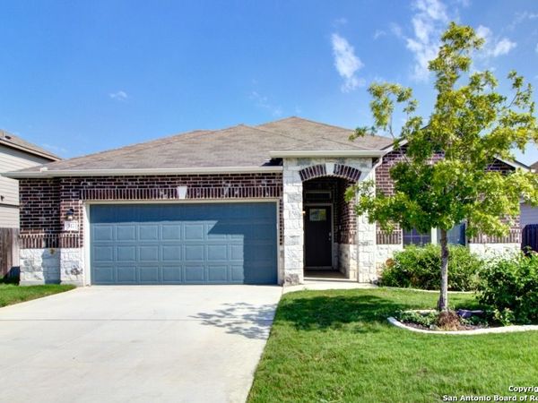 317 Sika, Schertz, TX 78108