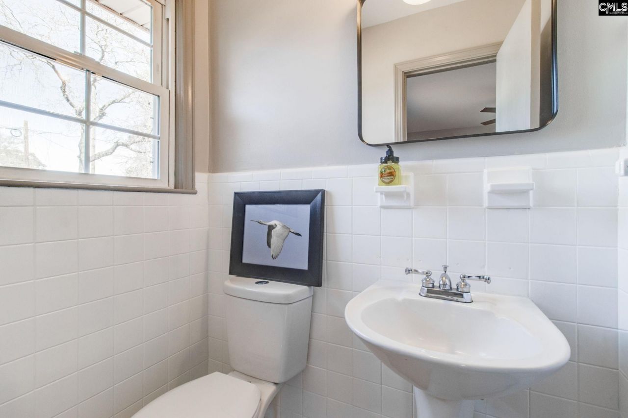 908 B Avenue Photo 19