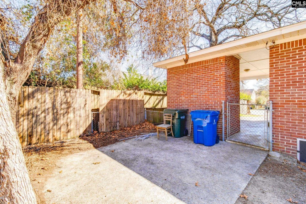 908 B Avenue Photo 26