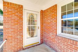 908 B Avenue photo 4