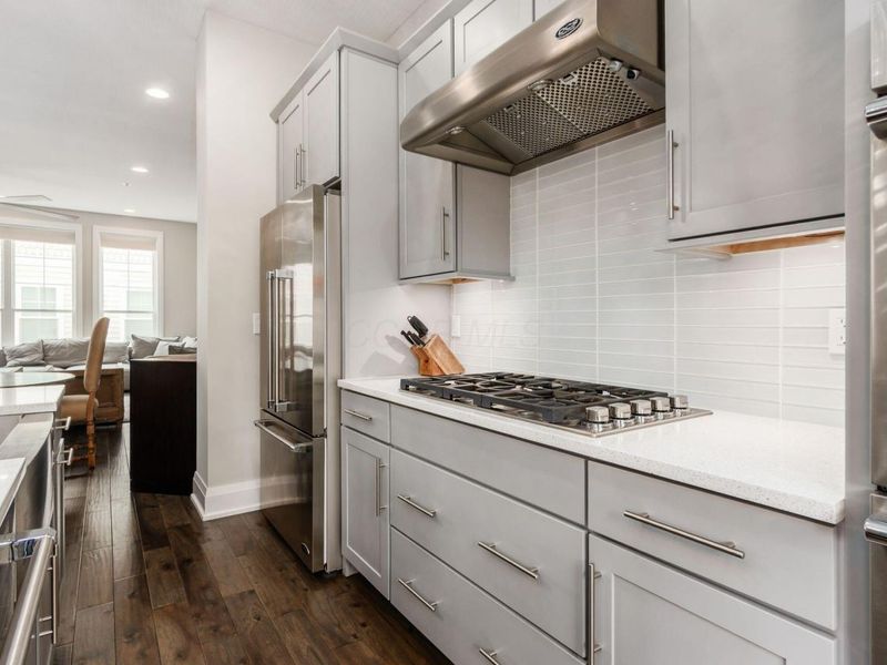 1001 Dennison Avenue, Columbus, OH 43201 Photo 11