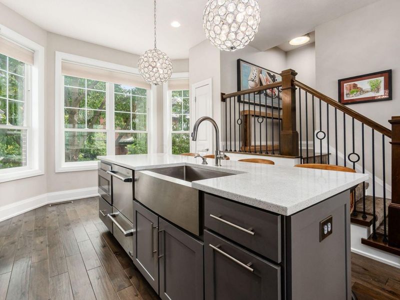 1001 Dennison Avenue, Columbus, OH 43201 Photo 13