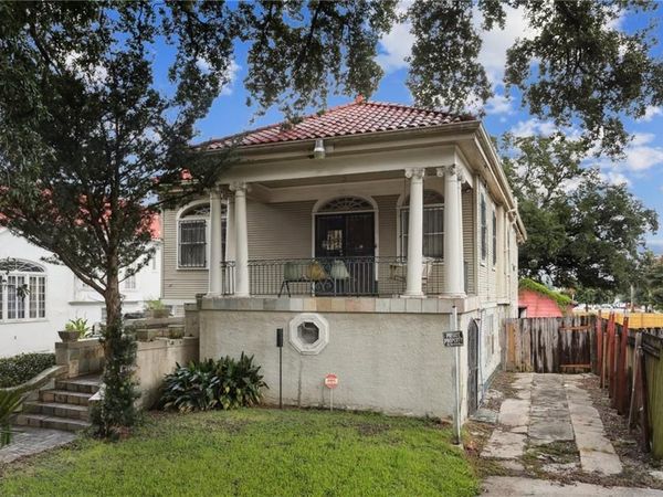 3915 LOUISIANA AVENUE Parkway, New Orleans, LA 70125