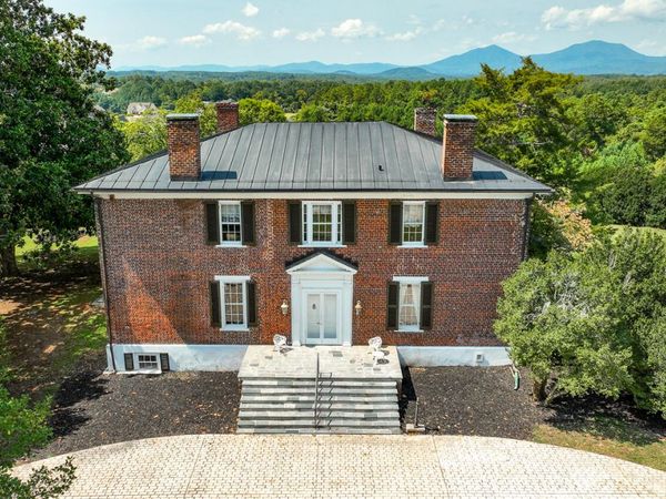 2710 Goode Station RD, Goode, VA 24556