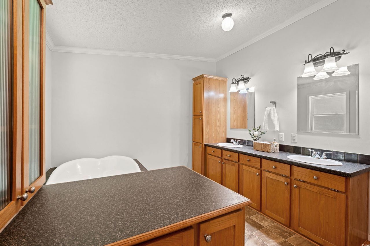 183 Sing Ave. Photo 15