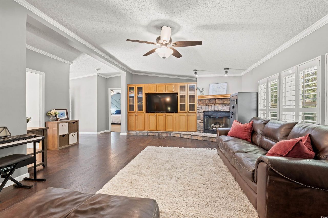 183 Sing Ave. Photo 4