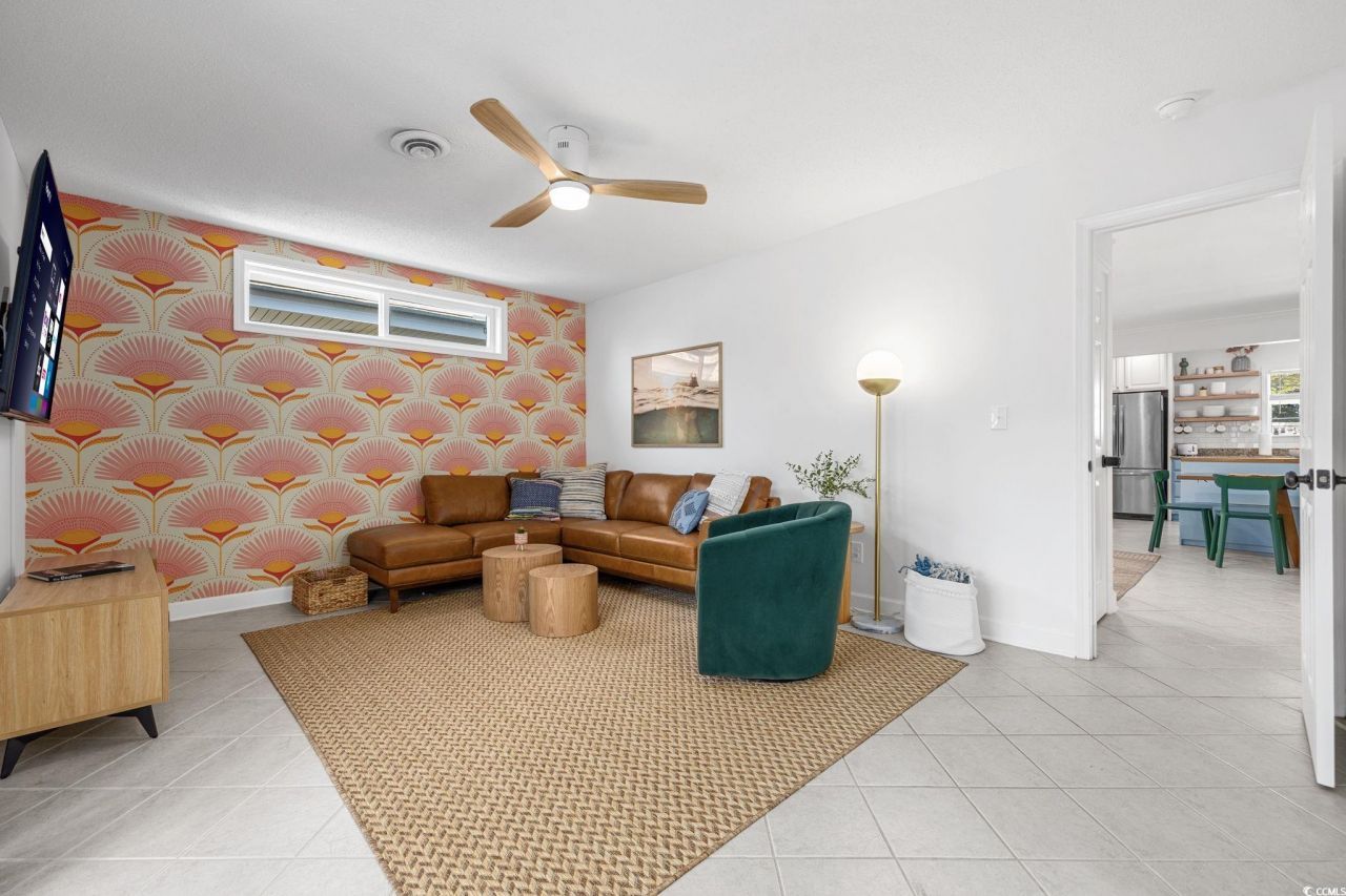 104 Ash St. Photo 13