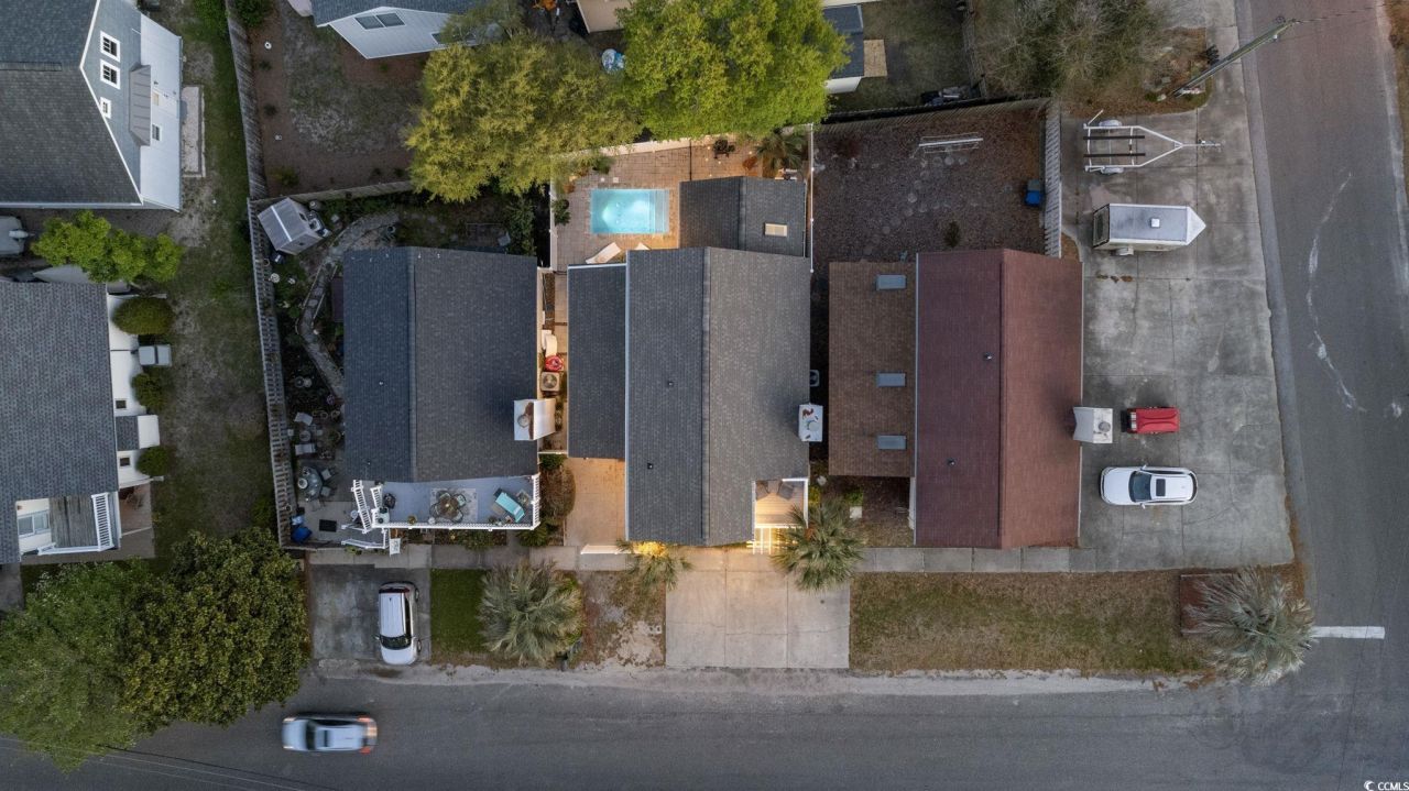 104 Ash St. Photo 37