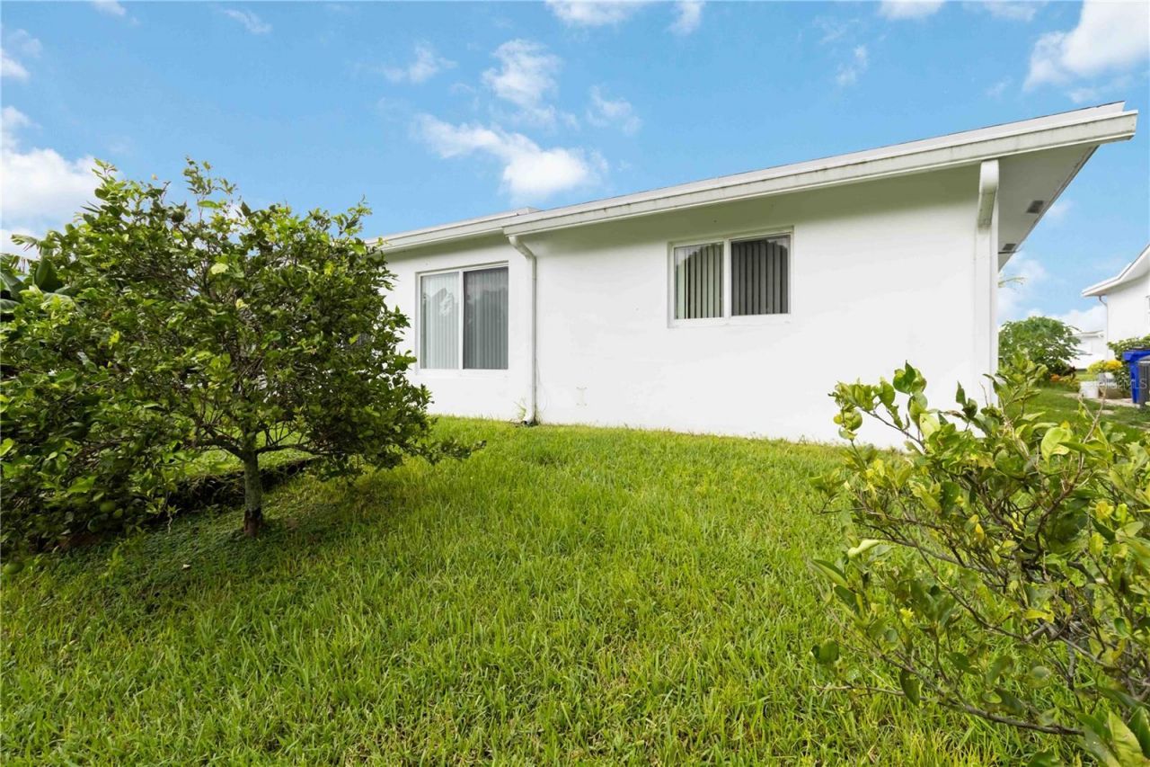 735 NW 73rd Terrace, Margate, FL 33063 Photo