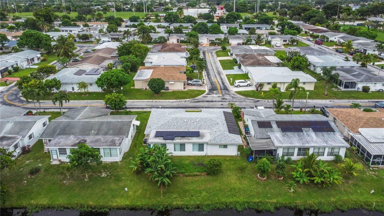 735 NW 73rd Terrace, Margate, FL 33063 Photo