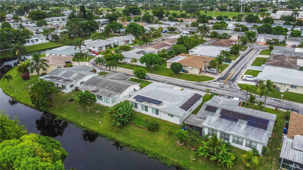 735 NW 73rd Terrace, Margate, FL 33063 Photo