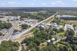 411 Apple Ln. photo 4