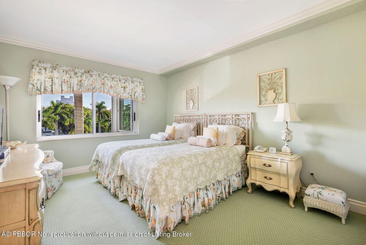 44 Cocoanut Row, Unit 227B, Palm Beach, FL 33480 Photo