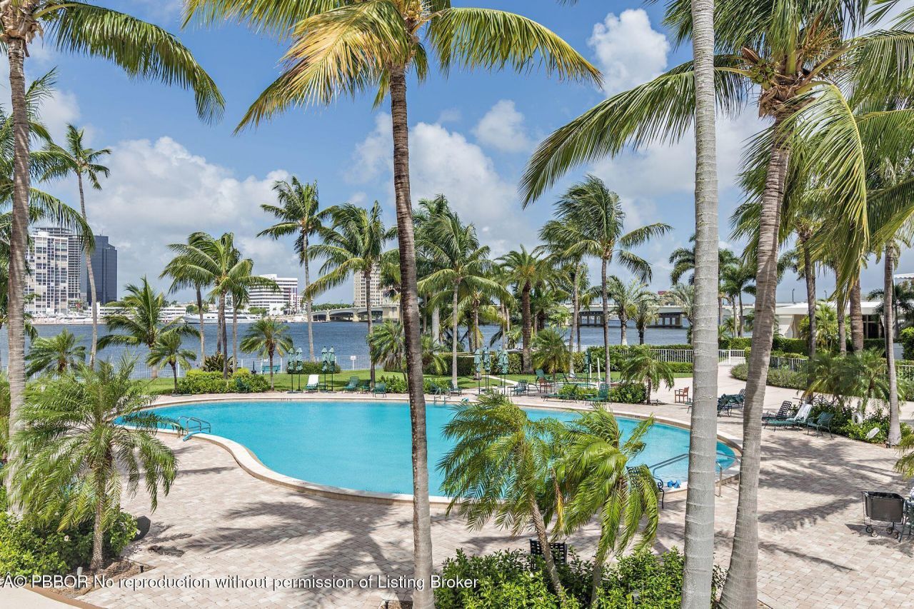 44 Cocoanut Row, Unit 227B, Palm Beach, FL 33480 Photo