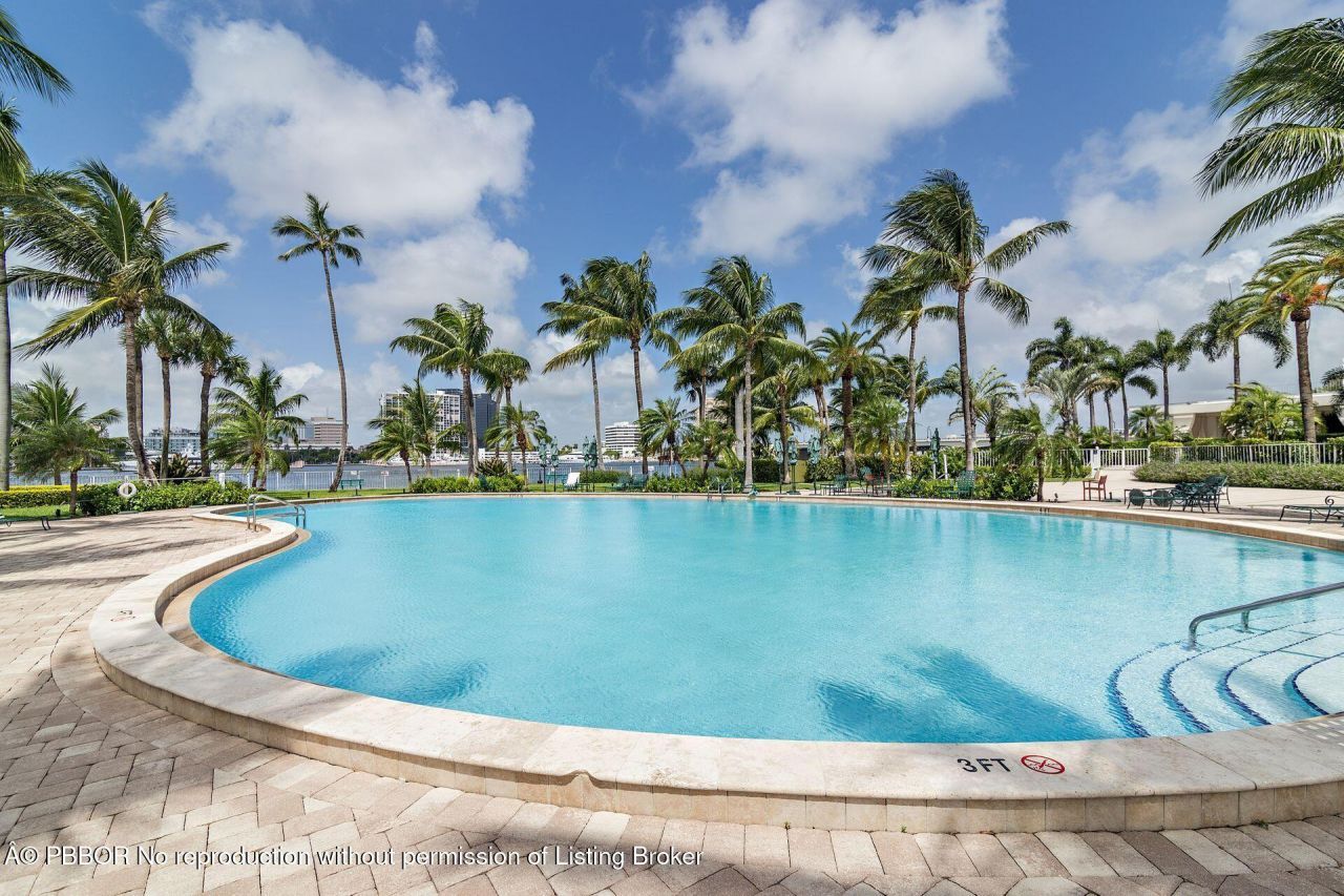 44 Cocoanut Row, Unit 227B, Palm Beach, FL 33480 Photo