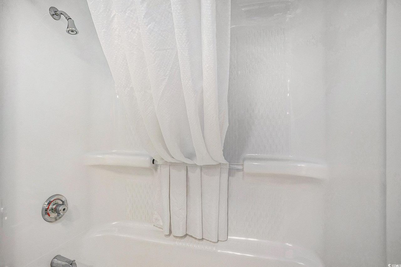 161 Seawatch Dr. Photo 18