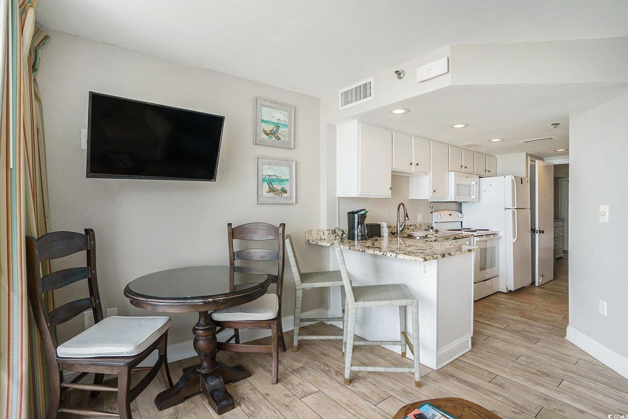 161 Seawatch Dr. Photo 8