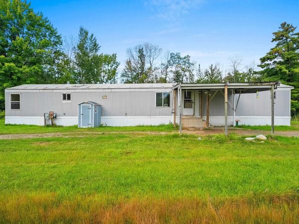 N2461 OLD CEDAR WAY, Peshtigo, WI 54157