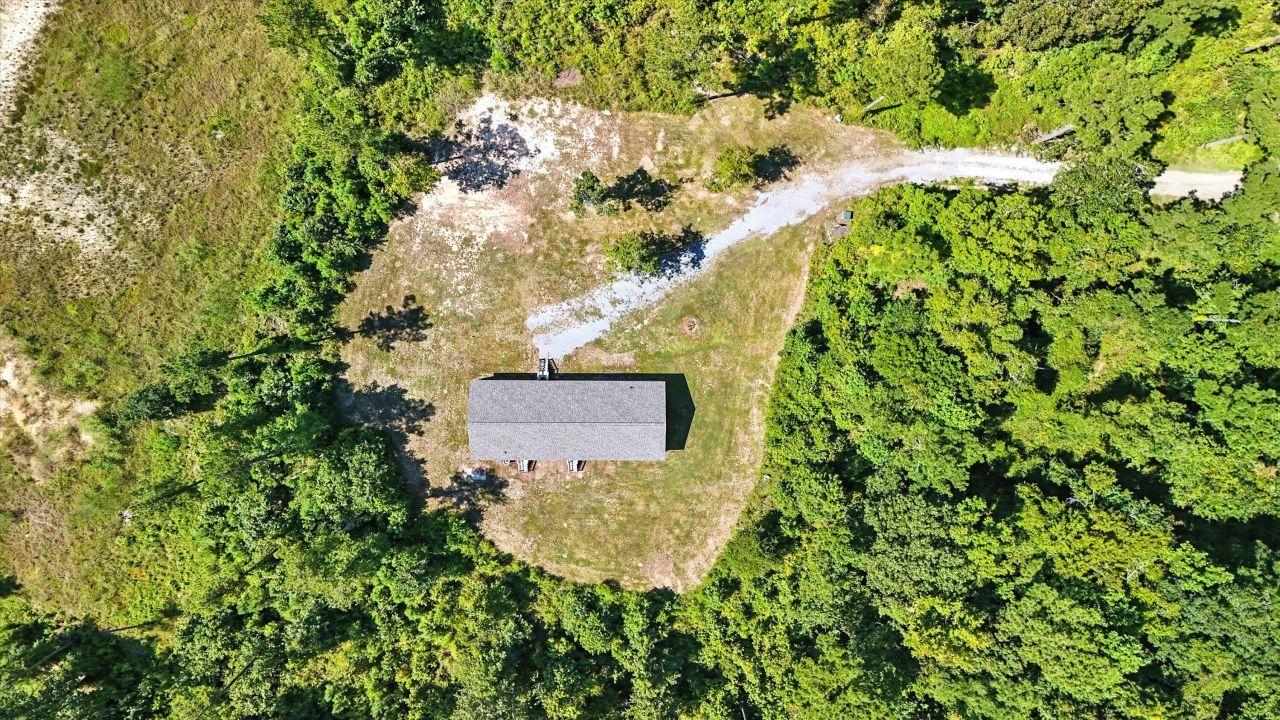 1776 Calamus Pond Road Photo 23