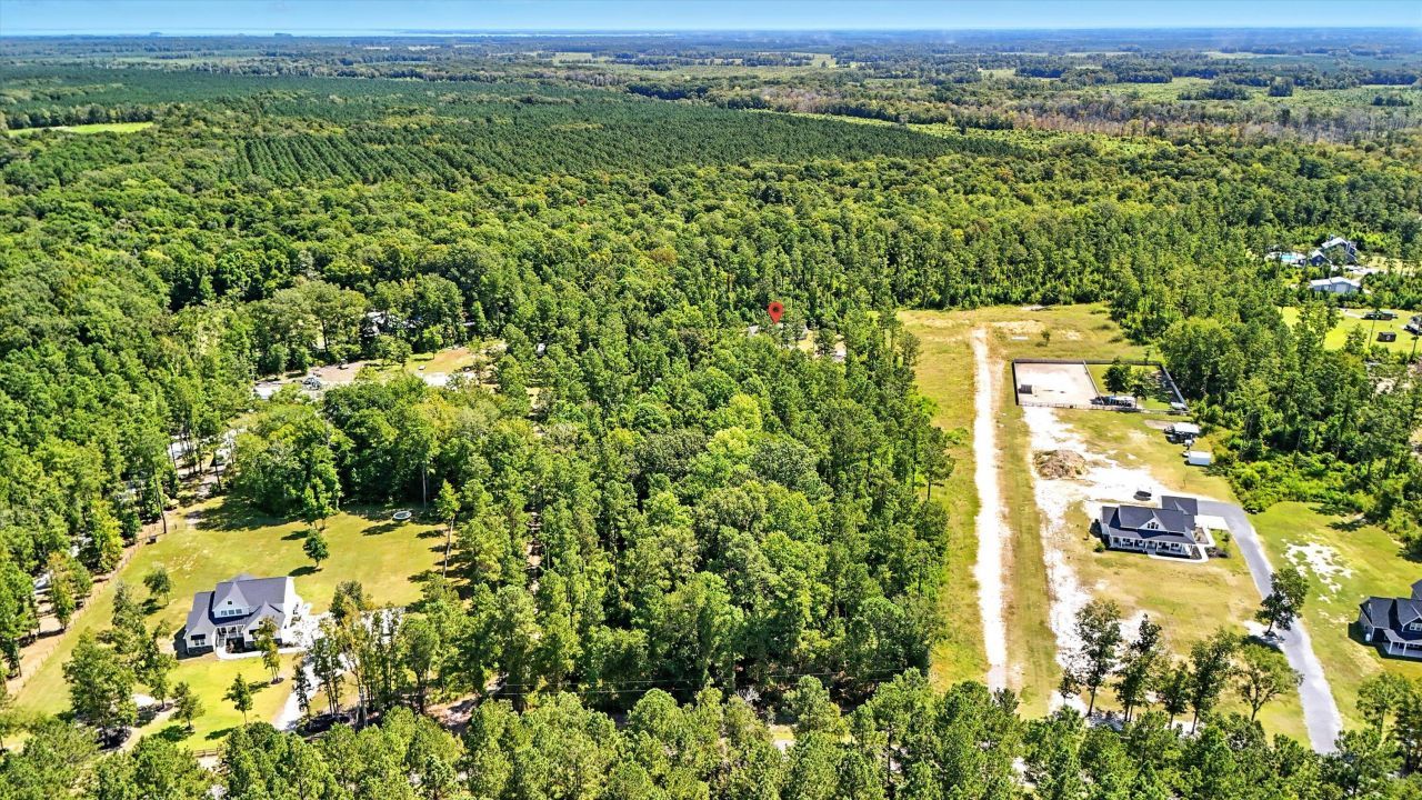 1776 Calamus Pond Road Photo 25