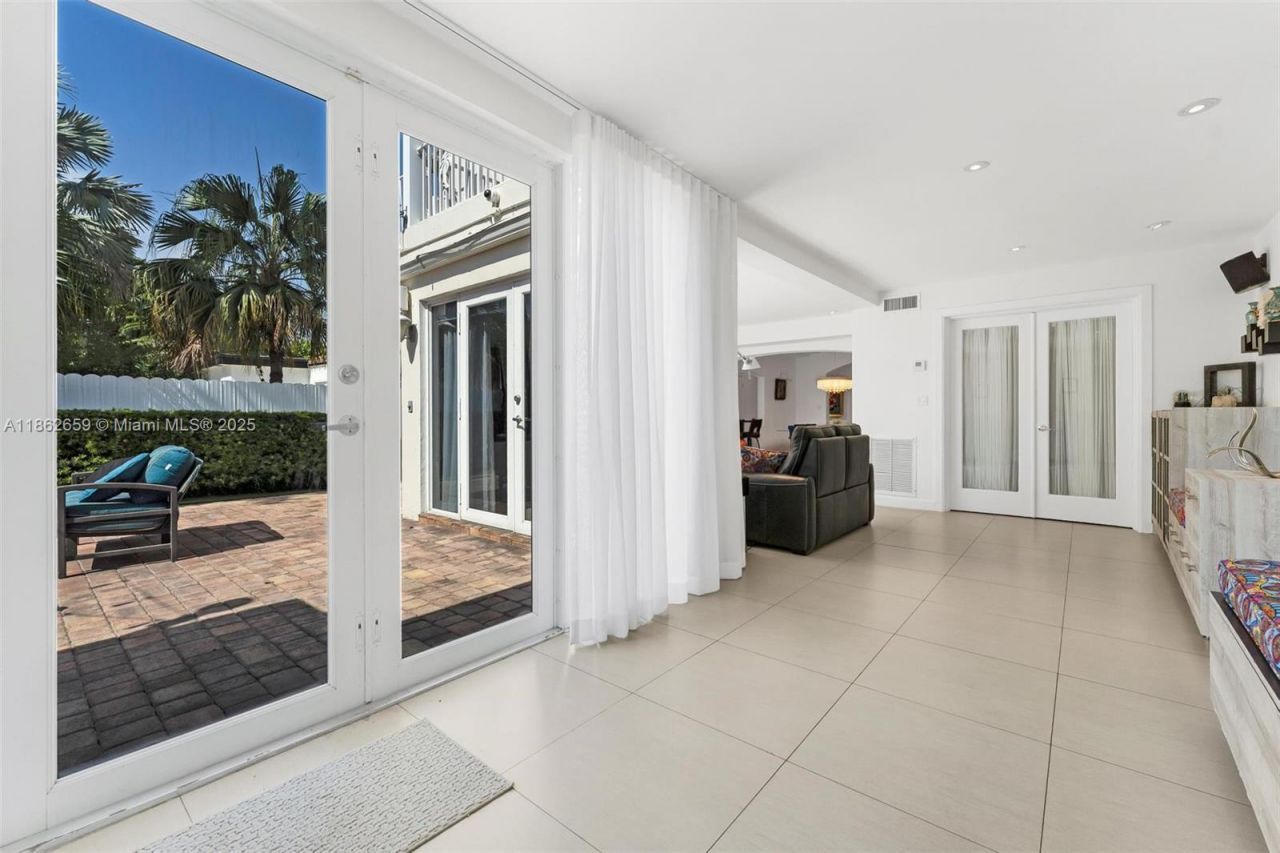 1800 Jefferson Ave, Miami Beach, FL 33139 Photo