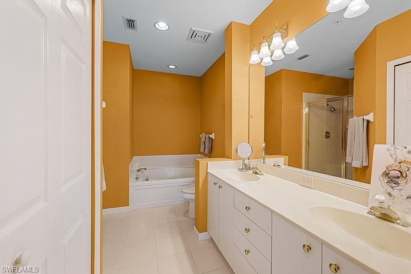 11130 Harbour Yacht Ct, Unit 13B, Fort Myers, FL 33908 Photo