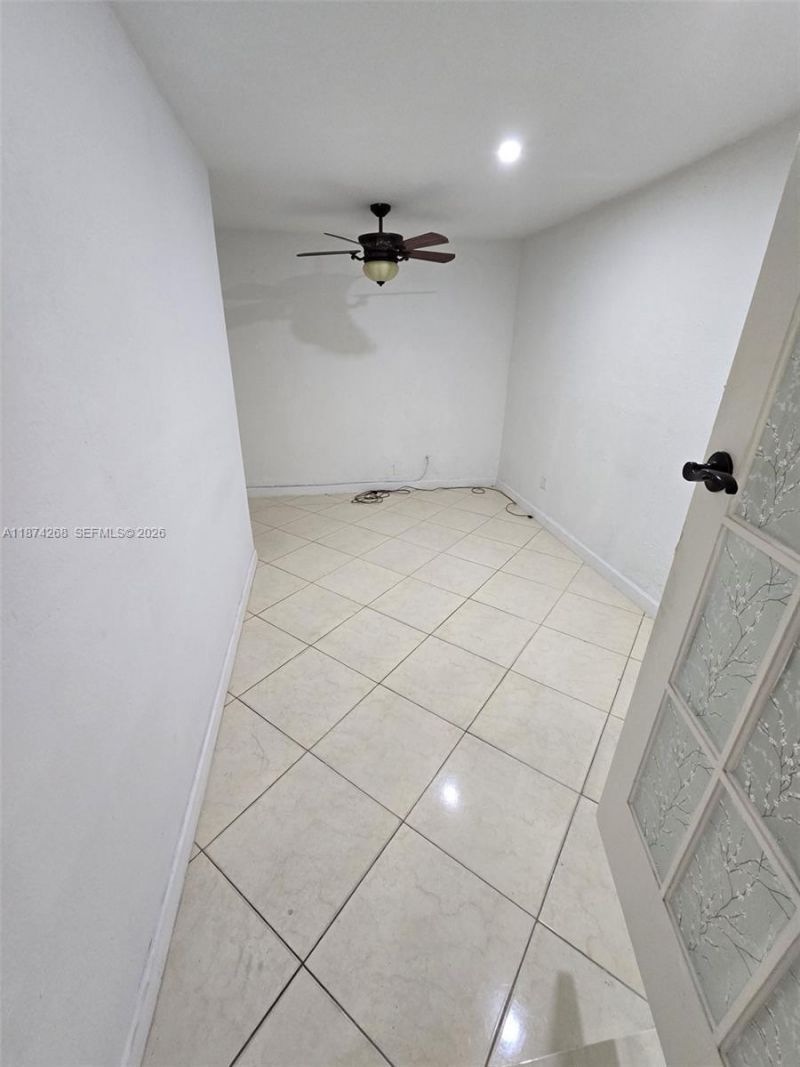 110 W 53rd St, Hialeah, FL 33012 Photo
