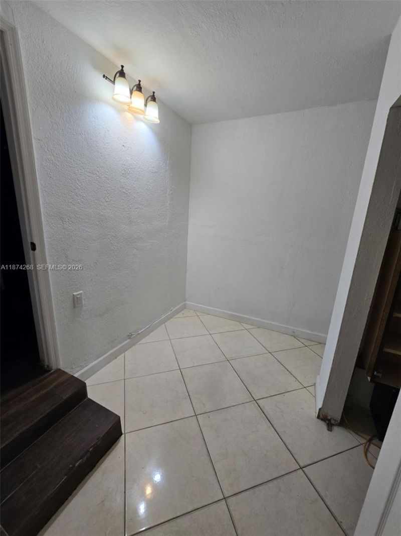 110 W 53rd St, Hialeah, FL 33012 Photo
