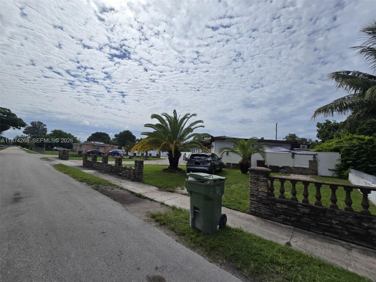 110 W 53rd St, Hialeah, FL 33012 Photo