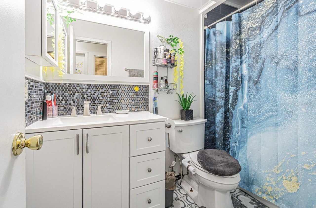 8210 Clermont Street, Tampa, FL 33637 Photo